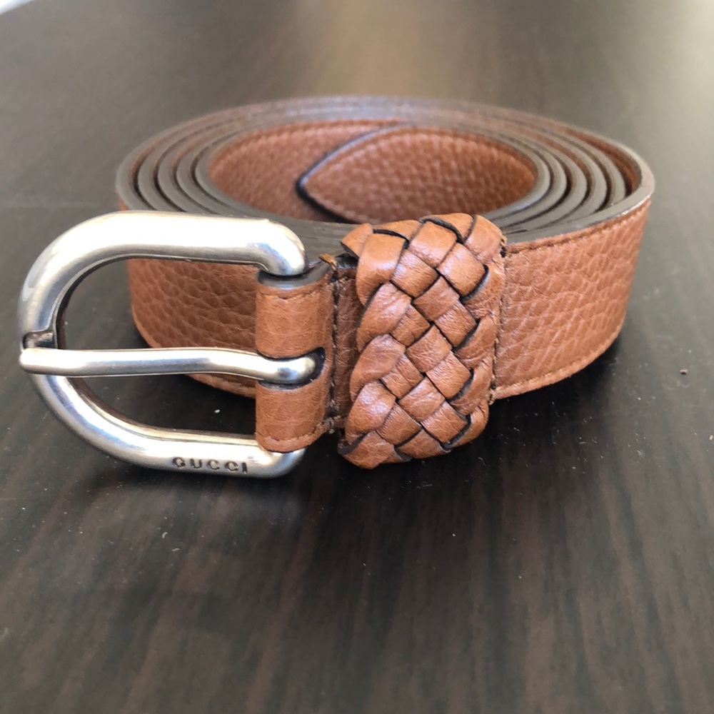 Gucci men’s leather wrap belt with orval buckle